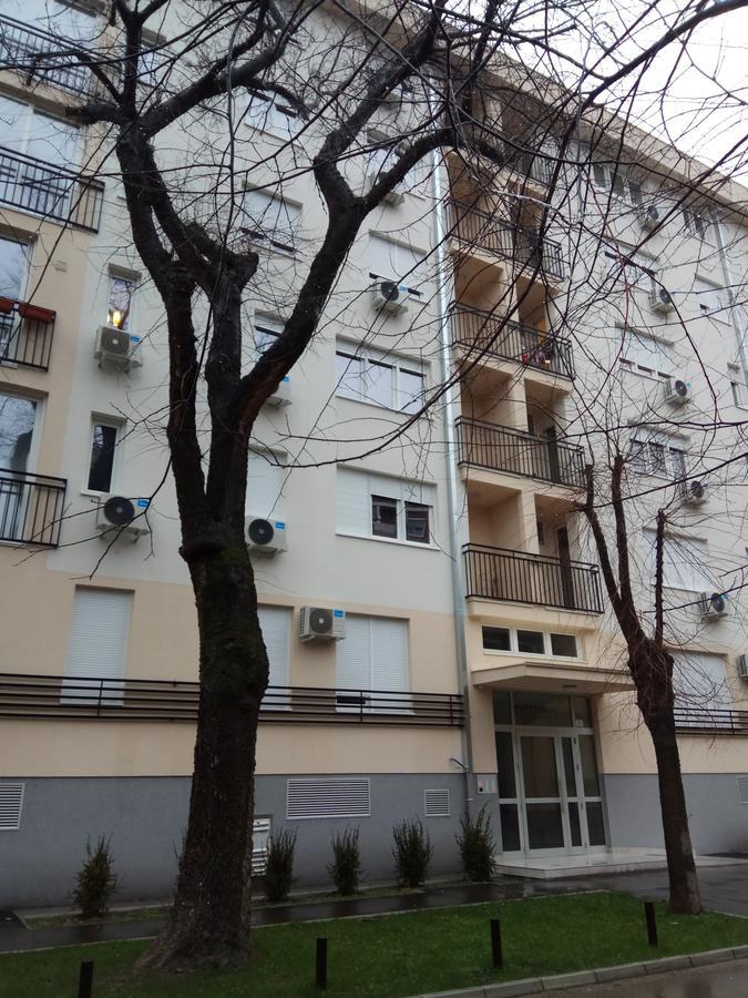 Apartman Ana Subotica Exterior foto